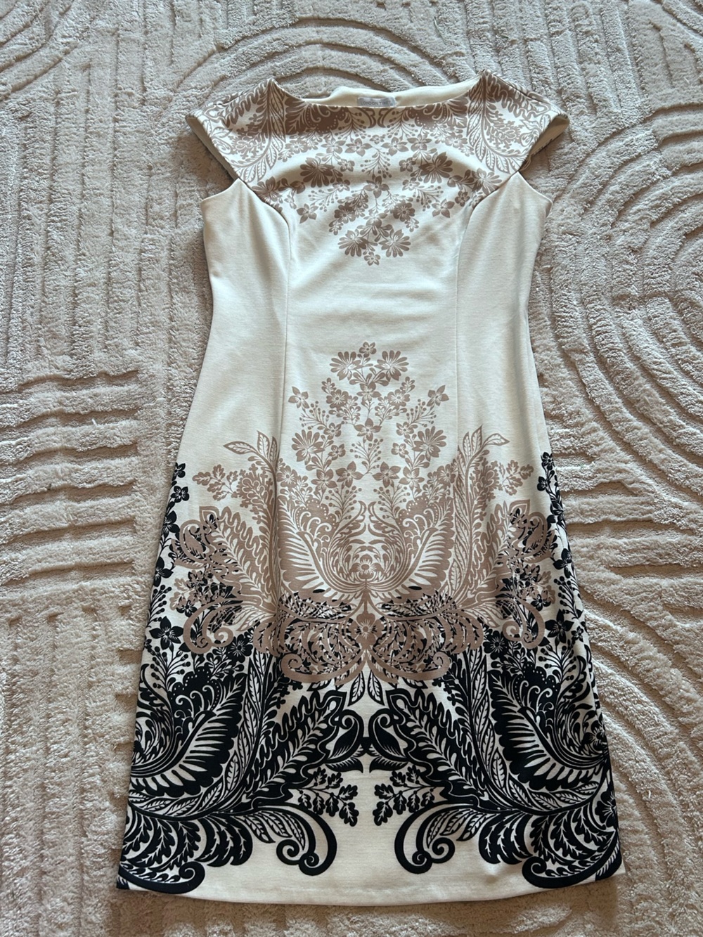 London Times Ivory Dress Floral Print Sheath Dress Sz. 4